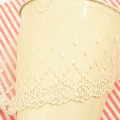 마름모꽃땡땡이 YJK1026(자수망사레이스)